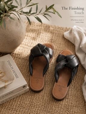 Women's Black Leather Giant Knot Sandal Italian Designer Silvano Sassetti